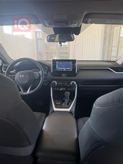 تۆیۆتا ڕاڤ 4